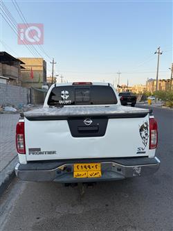 نيسان فرونتر